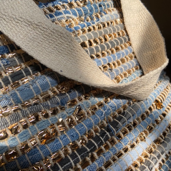 Purse - Picture 3 of 3